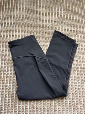 Lululemon Charcoal Gray Leggings Cropped Size 10